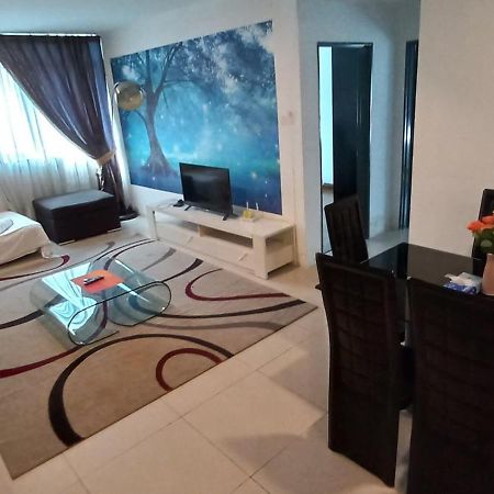 One Maxim Residence At Taragon Kuala Lumpur Exterior foto